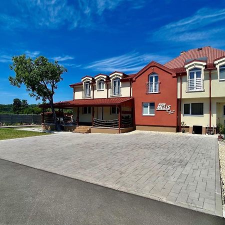Penzion Melis Trebisov Exterior photo