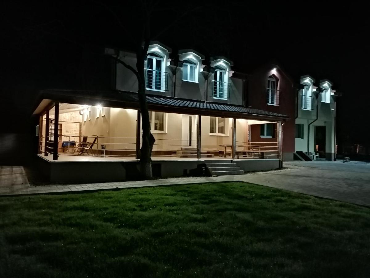 Penzion Melis Trebisov Exterior photo